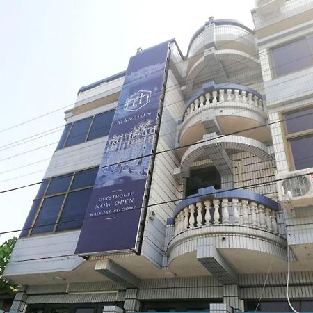 Mansion Hostel Мандалай Экстерьер фото